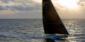 Le bateau Apivia de Charlie Dalin engagé sur le Vendée Globe