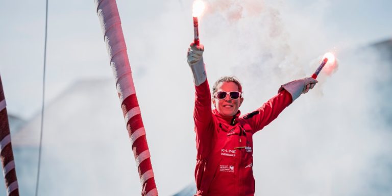 Sam Davies à l'arrivée du Vendée Globe