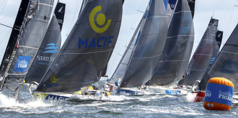 les figaro au départ d'un étape de la solitaire du figaro