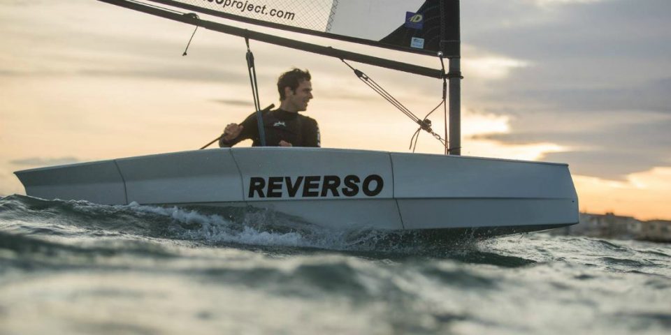 Le dériveur conçu par Reverso tient dans le coffre d'un break